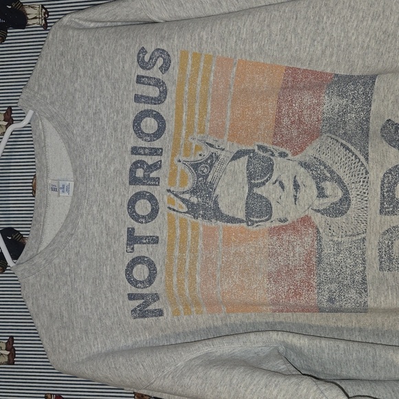 NOTORIOUS RBG LARGE SWEATSHIRT - Picture 3 of 7